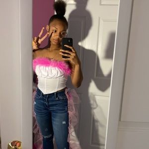 Meet your Posher, Amani